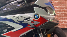 BMW M1000 RR